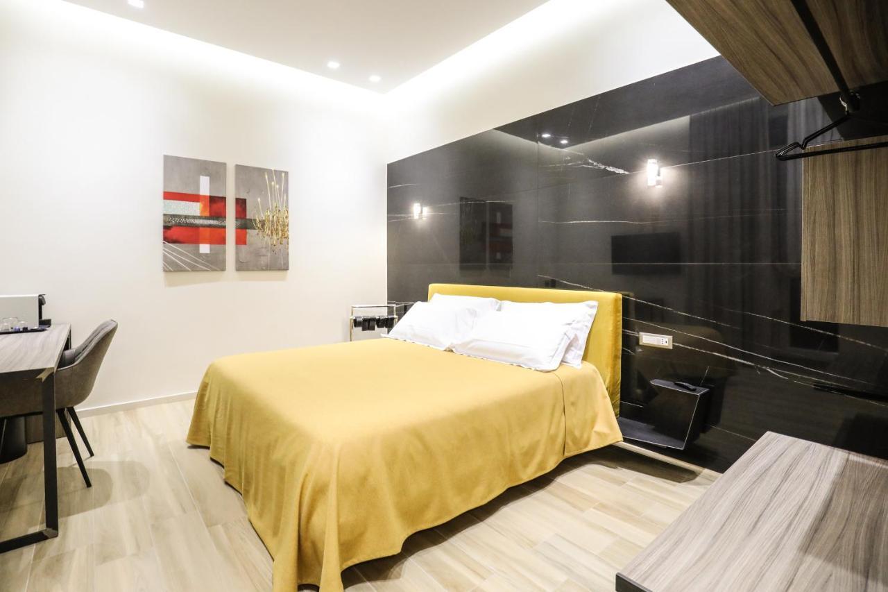 Municipio Luxury Suite Naples Exterior photo